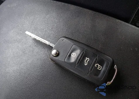 2011 Volkswagen Golf Tdi 2-Door z USA, uszkodzony, nr VIN WVWBM7AJ0BW147383